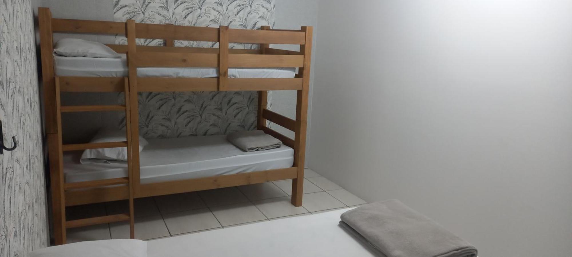 Hostel Blaese Pascal - Hbp グアルーリョス エクステリア 写真